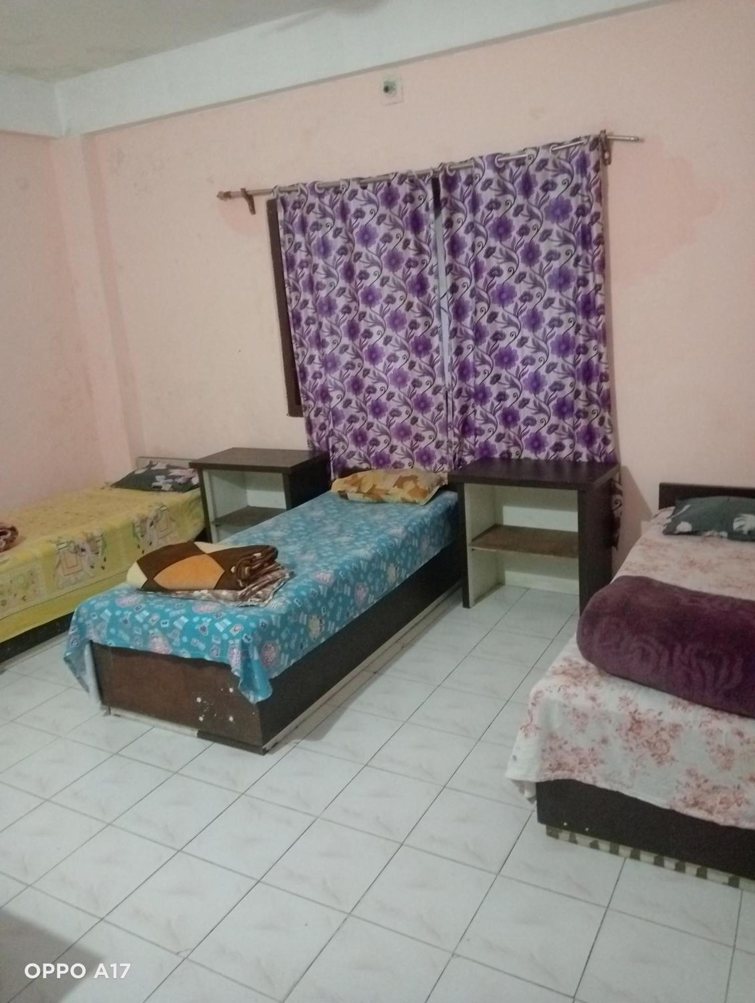Swaroop Ashray Homestay Siliguri Rom bilde